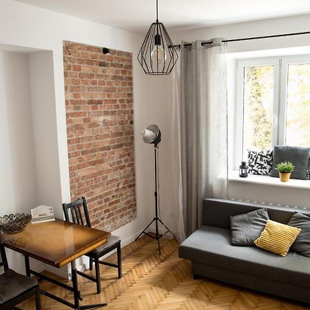 ワルシャワPoznanska Apartament Studioアパートメント エクステリア 写真
