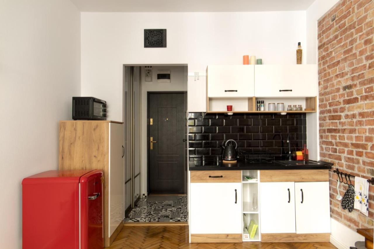 ワルシャワPoznanska Apartament Studioアパートメント エクステリア 写真