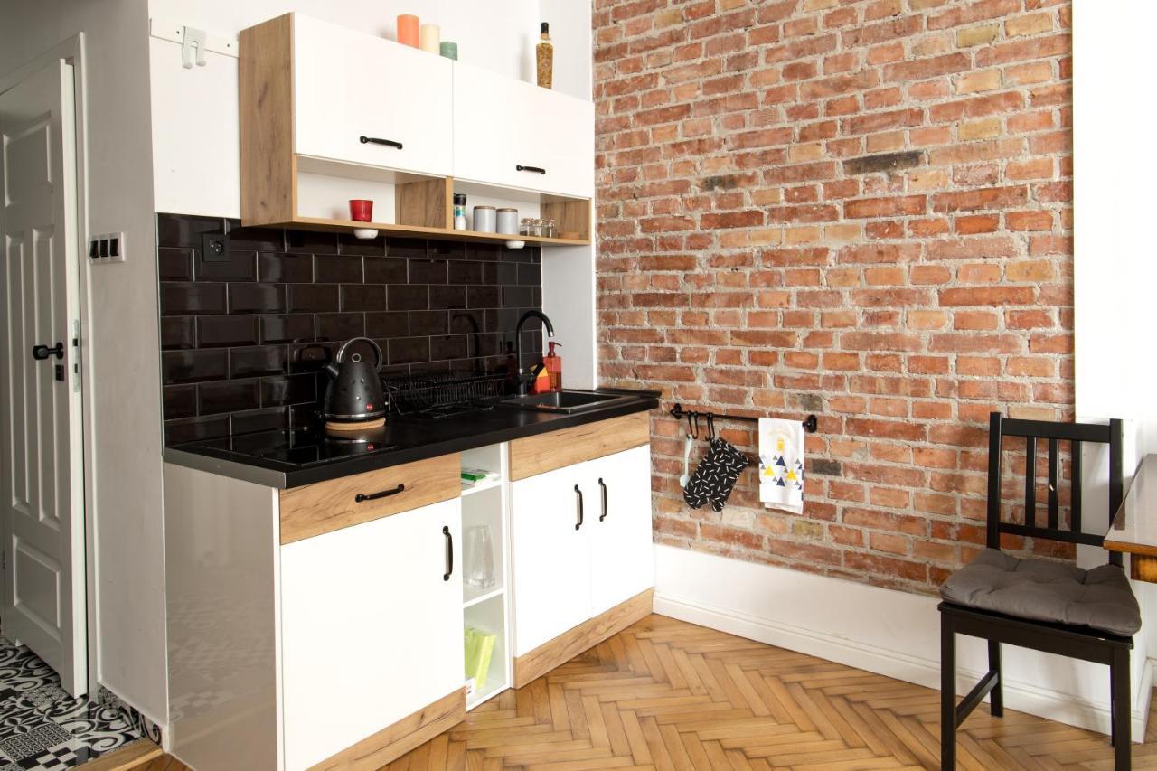 ワルシャワPoznanska Apartament Studioアパートメント エクステリア 写真